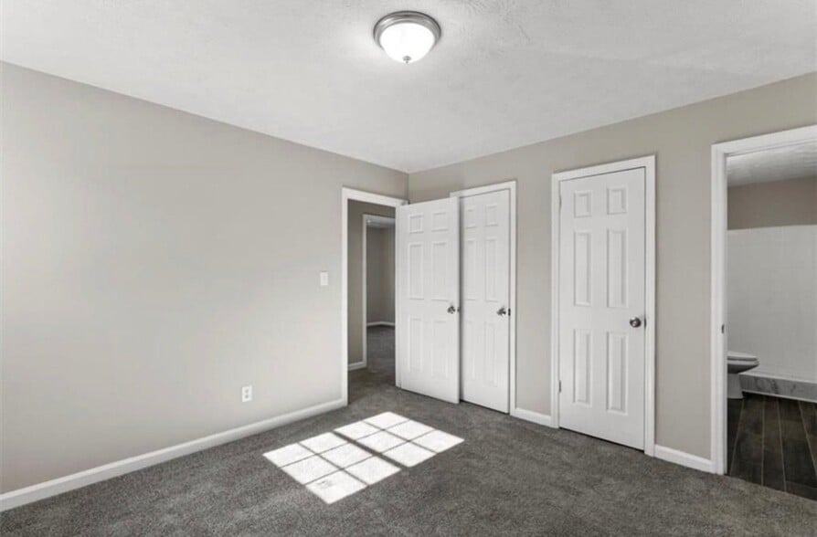 Building Photo - 3800 Leisure Ln