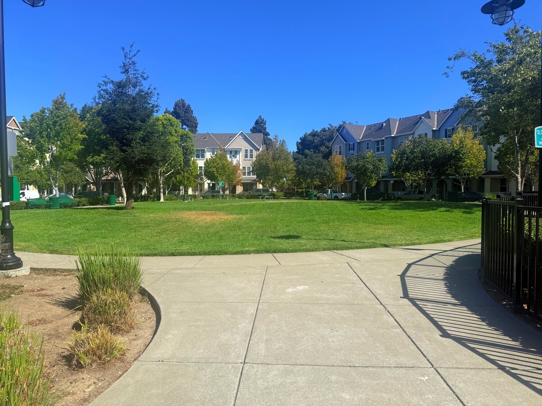 Building Photo - 1505 Nevin Plz