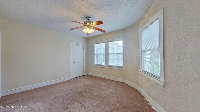 Building Photo - 2671 Forbes St