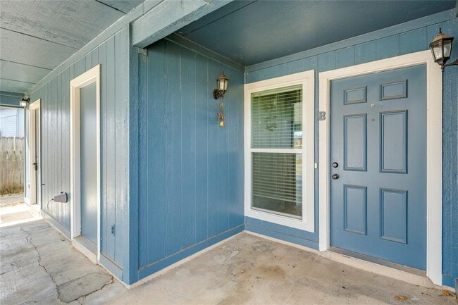 Building Photo - 6210 Buffalo Pass