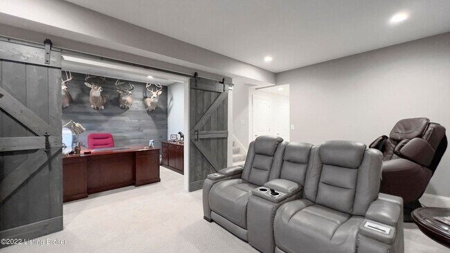 Building Photo - Enviable 4 bedroom and 3.5 bath home with 3 car garage available in North Commons