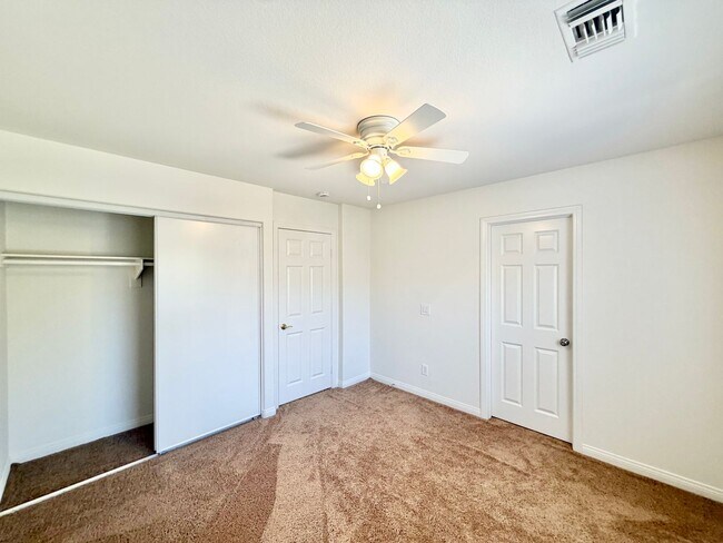 Building Photo - 40053 Montage Ln