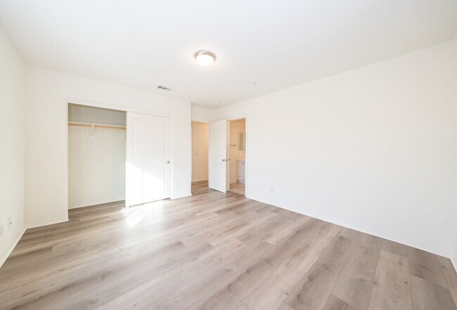 Building Photo - 6807 Rangeley Wy