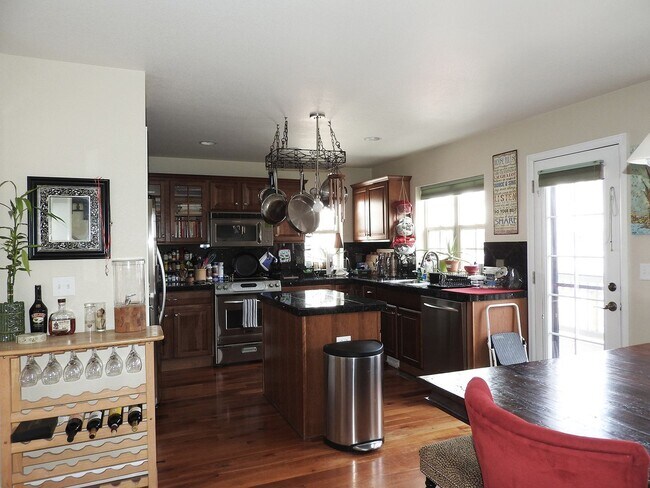 Building Photo - 2968 Xenia St