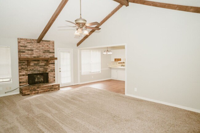 Building Photo - 6313 W Oxbow Cir