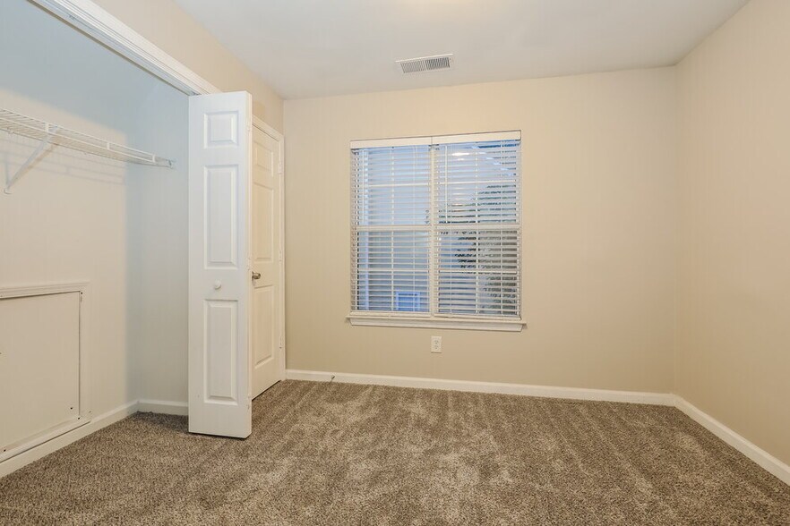 Building Photo - 118 Burleyson Dr