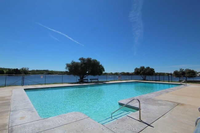 Building Photo - Lake California Home for Rent | Gated Community, Lake Access, River Access, Garage
