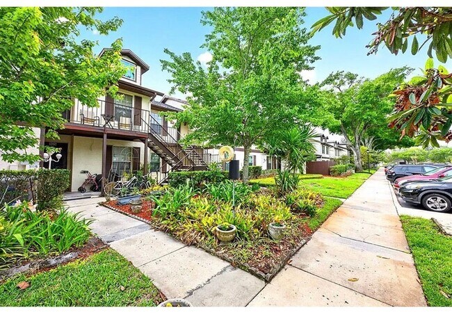 Building Photo - Tuscany Place, a GATED COMMUNITY in  Tuskawilla –  Winter Springs’ most desirable areas!   CALL S...