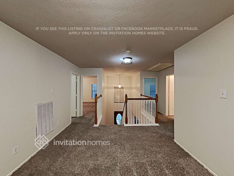 Building Photo - 9818 Golden Prairie Ln