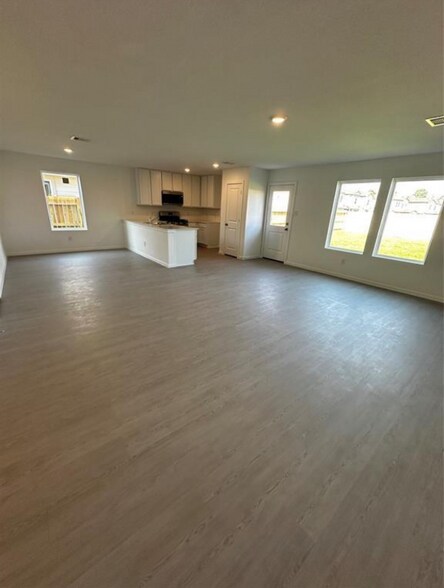 Building Photo - 21726 Cottonwood Mdws Trl