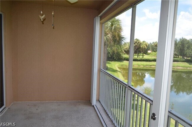 Building Photo - 13215 Silver Thorn Loop