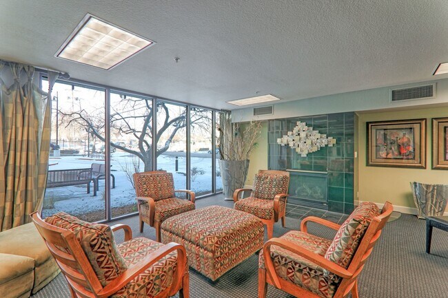 Building Photo - Fully Furnished Penthouse in Citywalk Downtown.  Short term okay