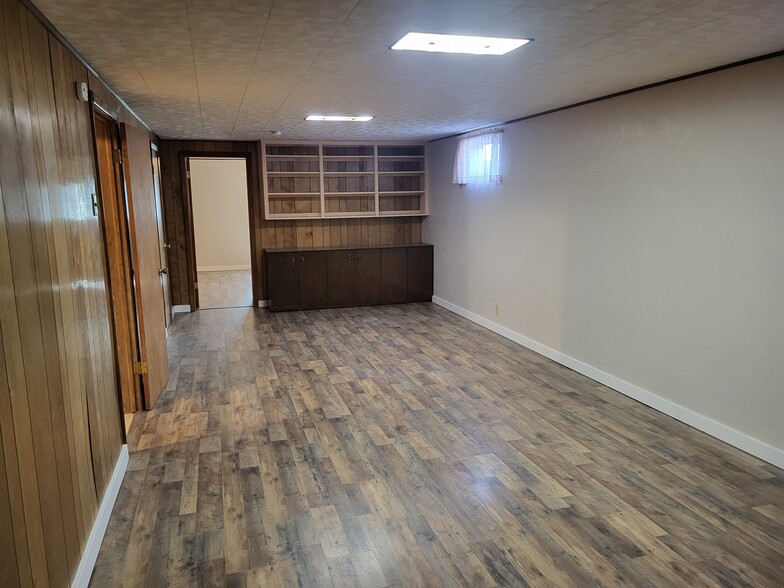 Basement rec room - 1909 Collier Ave