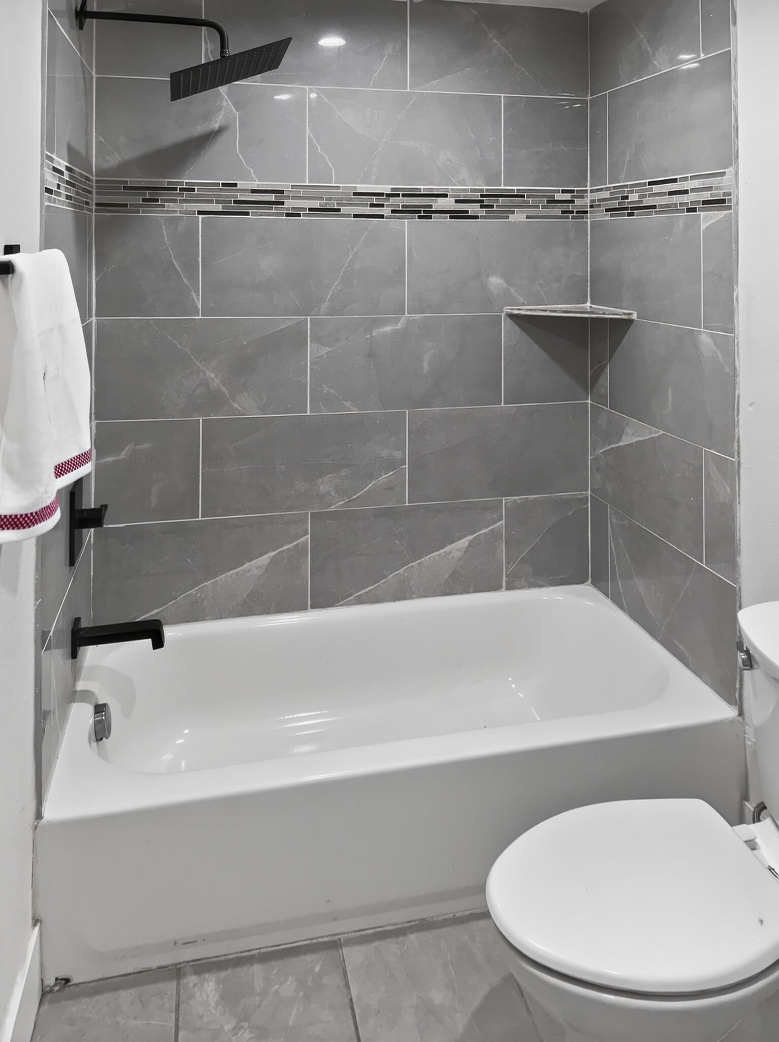 Building Photo - 2013 Raymond Ave