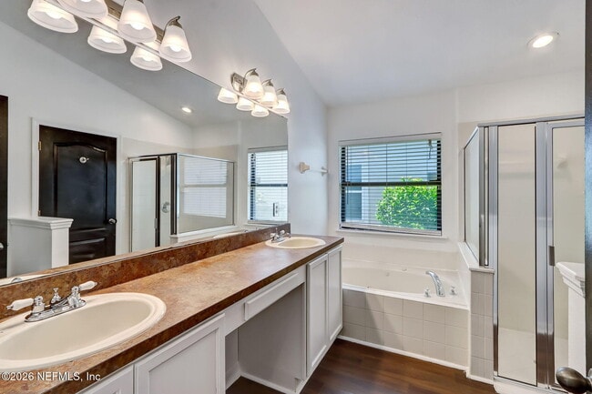 Building Photo - 566 Longmill Ln