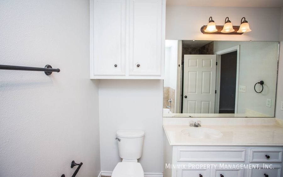 Building Photo - 2214 100th St