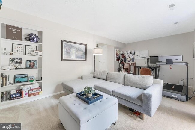Building Photo - 2903 Bridgehampton Ct