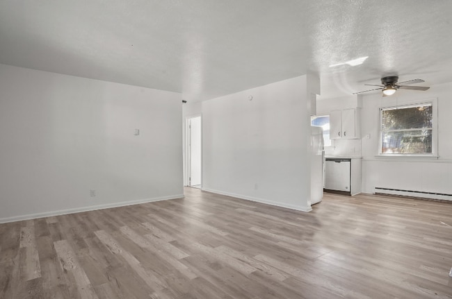 Building Photo - 3741 Woodford Ave NW