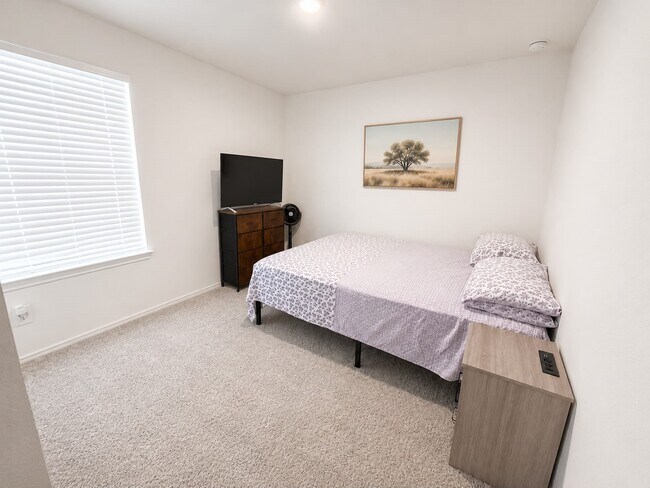 Building Photo - 4243 Brinkworth Dr