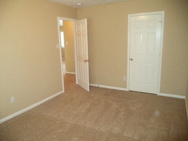 Building Photo - 19402 Misty Cove Dr