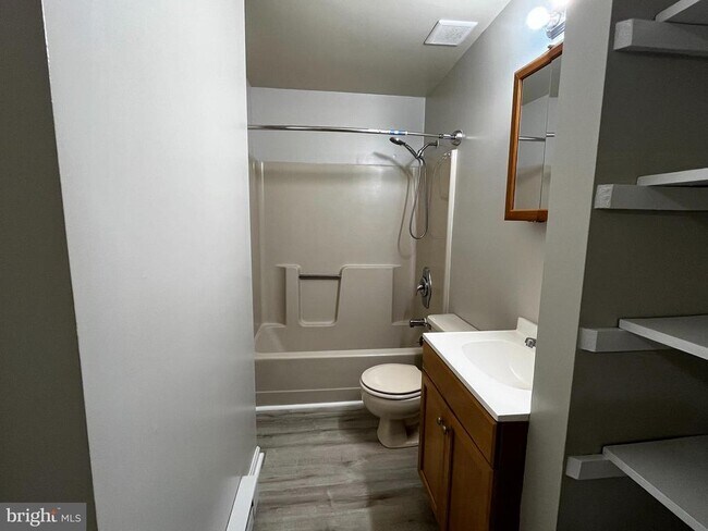 Building Photo - 7889 Main St