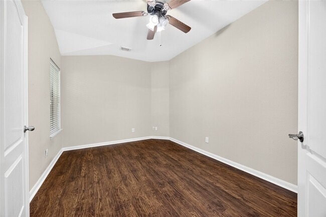 Building Photo - 18211 Doral Rock Ct