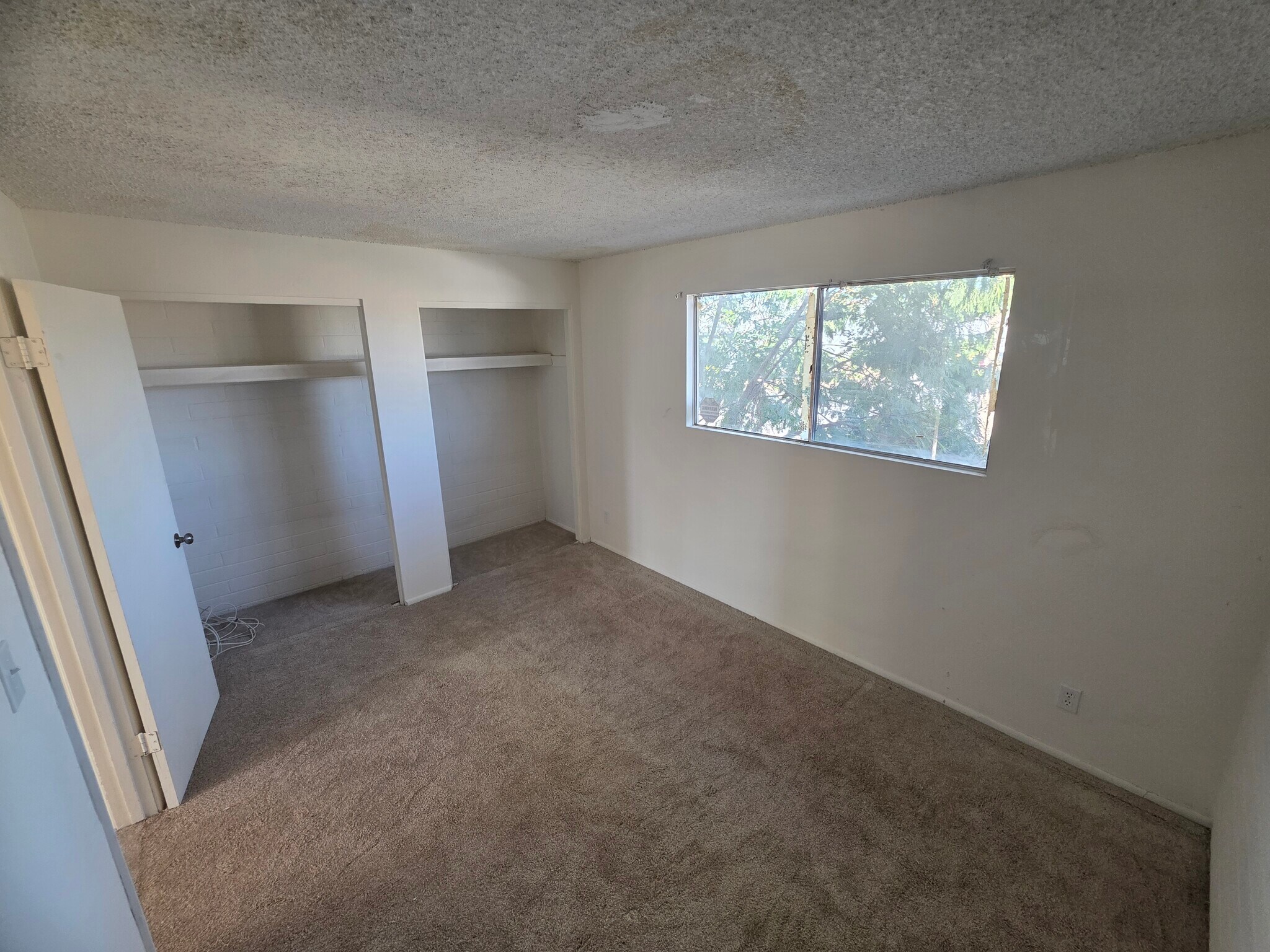 Building Photo - 6748 N 44th Ave