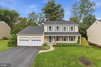 Building Photo - SINGLE FAMILY HOME.