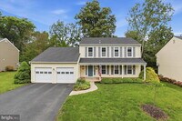 Building Photo - SINGLE FAMILY HOME.