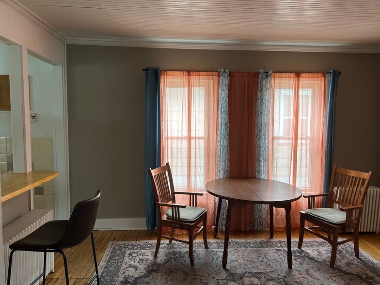 Building Photo - 49 Prospect St