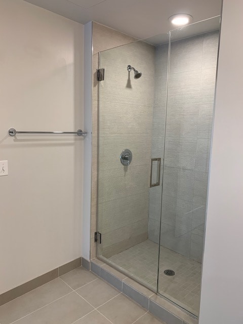 Shower - 525 Water St SW
