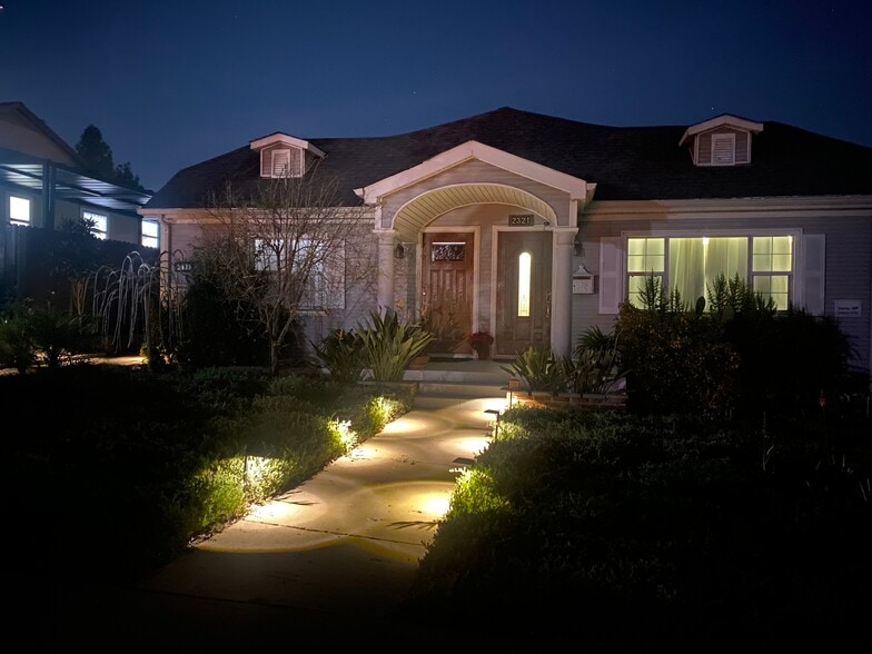 Building Photo - 2323 Las Colinas Ave