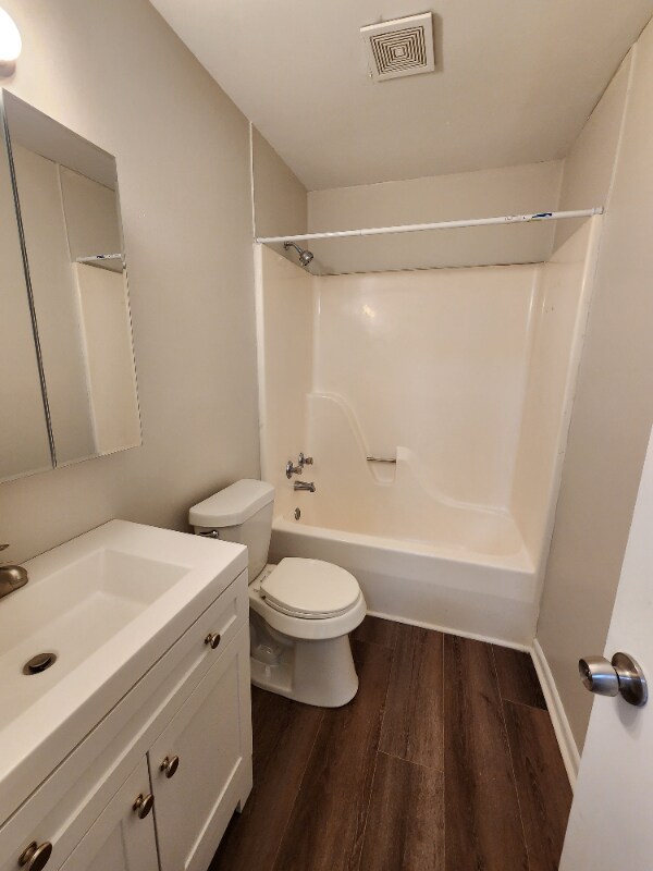 Building Photo - 12730 Woodside Ln