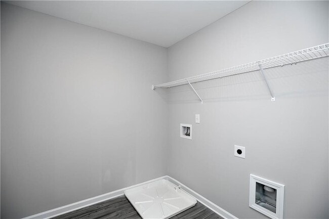 Building Photo - 4355 Magpie Dr