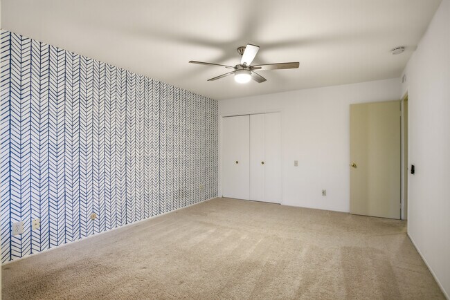 Building Photo - 7415 Caminito Rialto