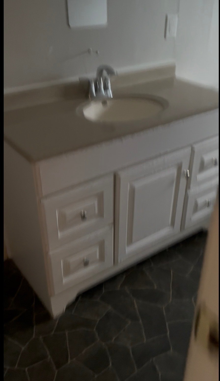 Building Photo - 1305 Mott Ave