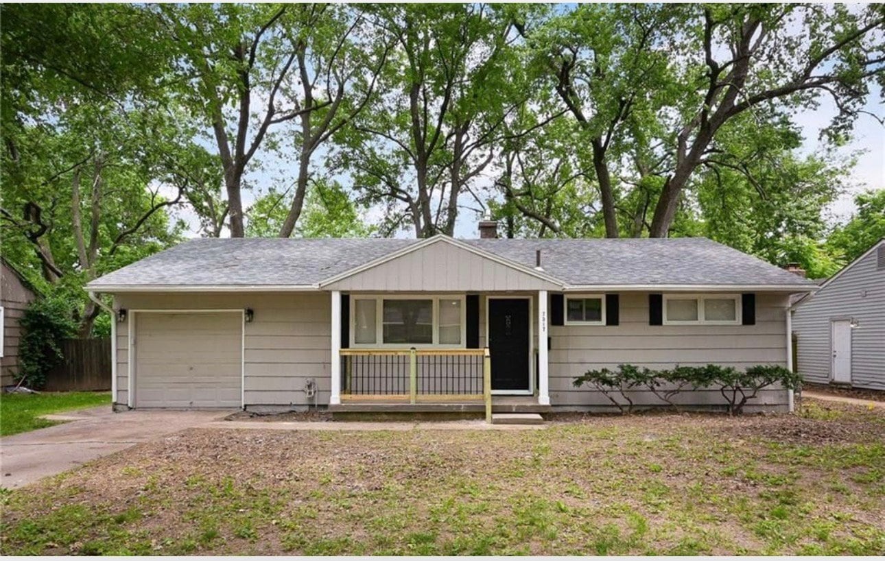 Building Photo - 7317 Elm Ave