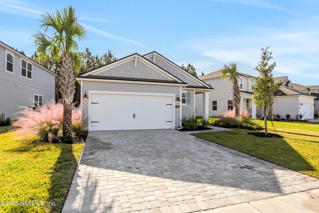 Primary Photo - 404 Thistleton Wy