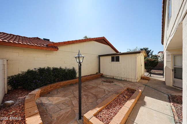 Building Photo - 5013 W Evans Dr