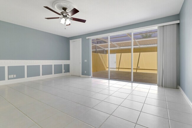 Building Photo - 28721 Alessandria Cir