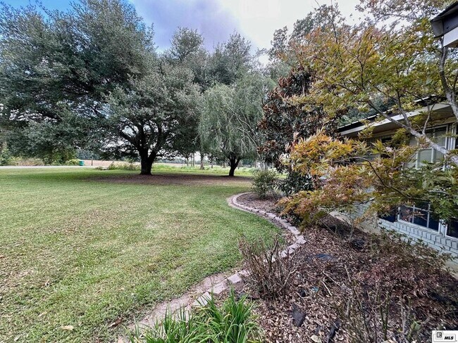 Building Photo - 1448 French Turn Rd