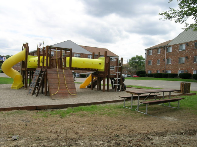 Building Photo - Magnolia Pointe Apartments