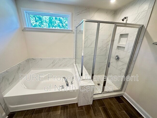 Building Photo - 5302 Tilley Manor Dr