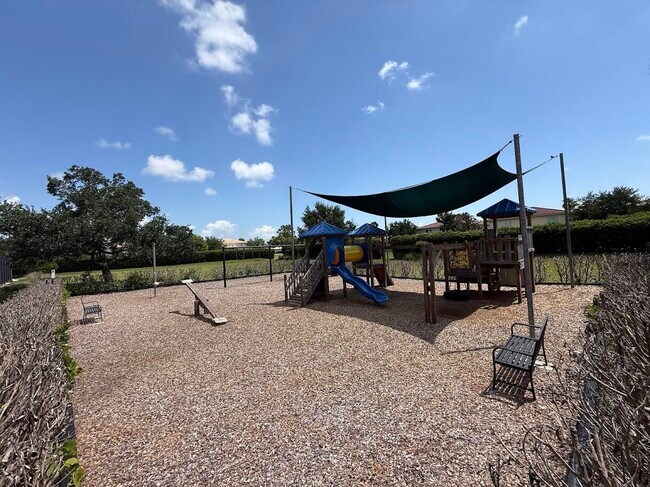 Building Photo - 5574 43rd Ct