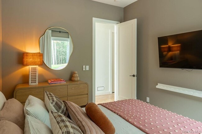 Building Photo - 72 Van Tine Rd