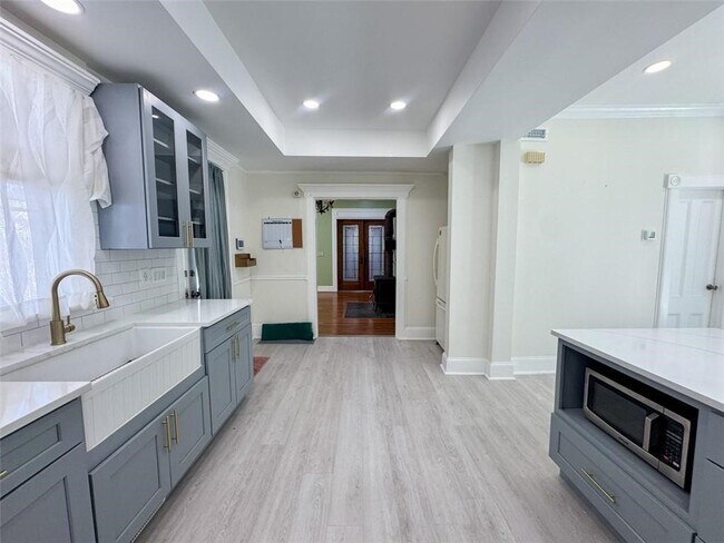 Building Photo - 41 W Buffalo St