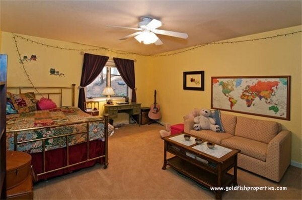 Building Photo - Incline Village: House - 4 Bedrooms, 3.5 B...