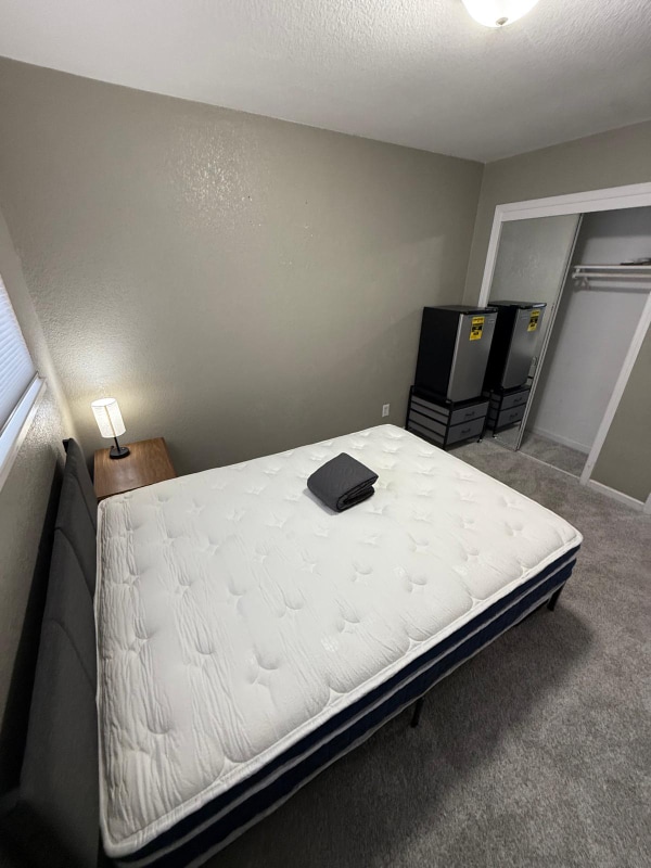 Building Photo - 9487 Dalton Way