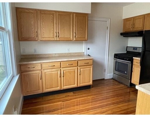 Building Photo - 95 Allston St