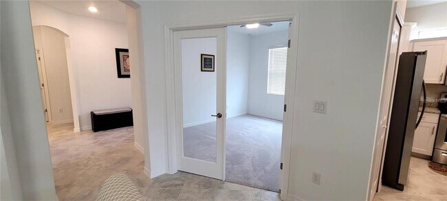 Building Photo - 2168 Gardenia Ave